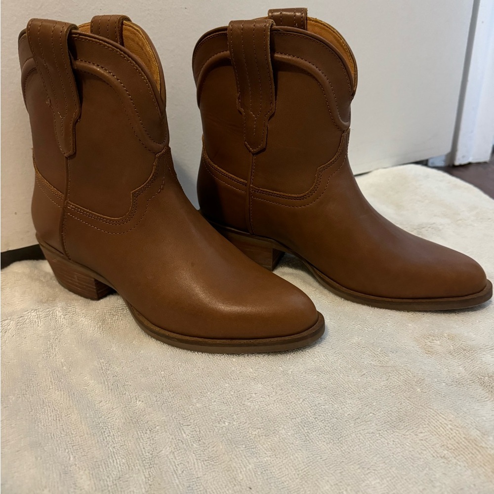 Dingo mid calf cowgirl boots